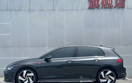 Volkswagen Golf GTI, 2021 год, 2 300 855 рублей, 4 фотография