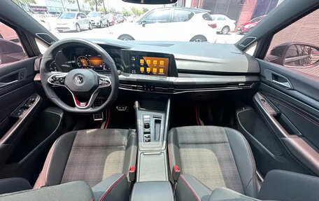 Volkswagen Golf GTI, 2021 год, 2 300 855 рублей, 9 фотография