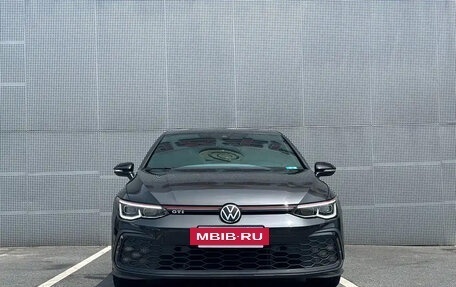 Volkswagen Golf GTI, 2021 год, 2 300 855 рублей, 2 фотография