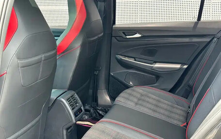 Volkswagen Golf GTI, 2021 год, 2 300 855 рублей, 12 фотография