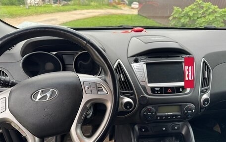 Hyundai ix35 I рестайлинг, 2013 год, 1 500 000 рублей, 8 фотография