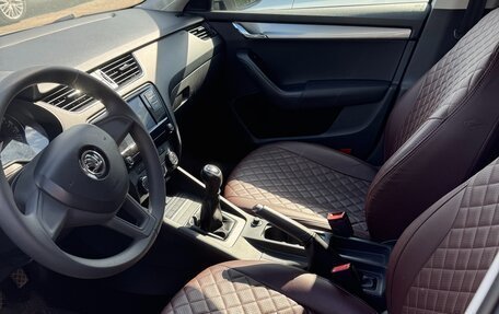 Skoda Octavia, 2017 год, 1 150 000 рублей, 7 фотография