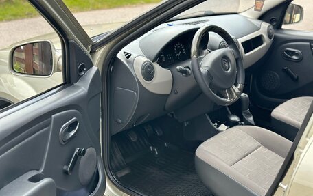 Renault Logan I, 2011 год, 750 000 рублей, 17 фотография