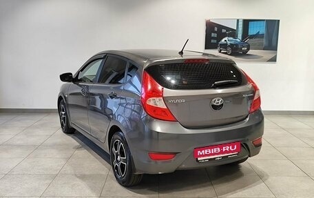 Hyundai Solaris II рестайлинг, 2013 год, 589 000 рублей, 7 фотография