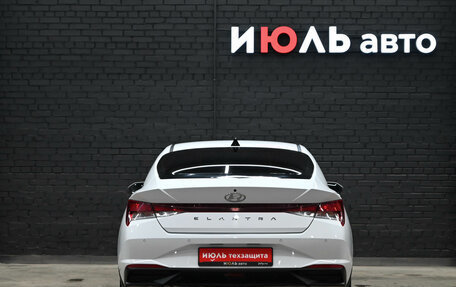 Hyundai Elantra, 2023 год, 2 190 000 рублей, 5 фотография