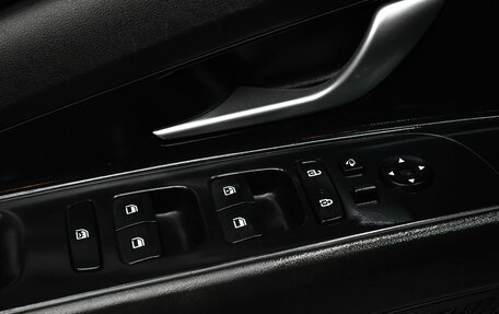 Hyundai Elantra, 2023 год, 2 190 000 рублей, 13 фотография