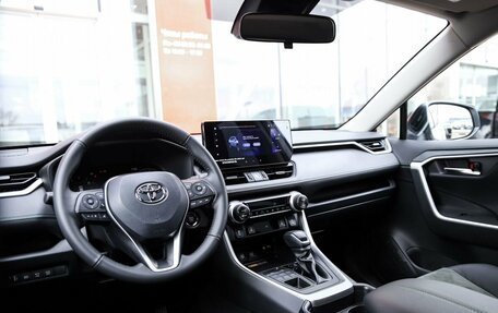 Toyota RAV4, 2024 год, 4 640 000 рублей, 11 фотография