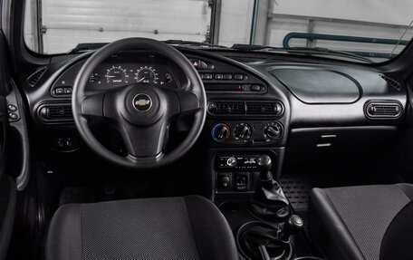Chevrolet Niva I рестайлинг, 2019 год, 950 000 рублей, 6 фотография