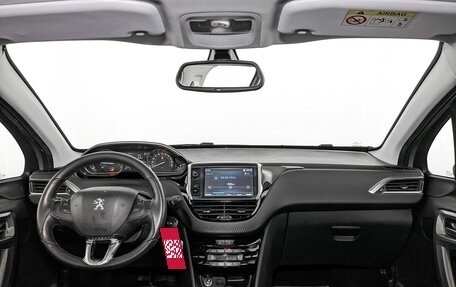 Peugeot 2008 II, 2018 год, 1 425 000 рублей, 14 фотография