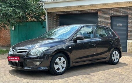Hyundai i30 I, 2010 год, 820 000 рублей, 2 фотография