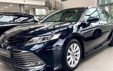 Toyota Camry, 2018 год, 2 700 000 рублей, 1 фотография
