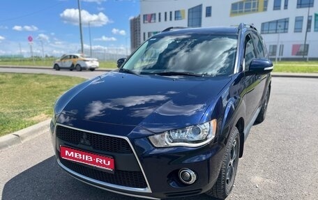 Mitsubishi Outlander III рестайлинг 3, 2011 год, 1 400 000 рублей, 1 фотография