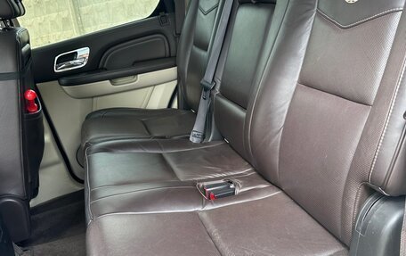 Cadillac Escalade III, 2012 год, 2 100 000 рублей, 17 фотография