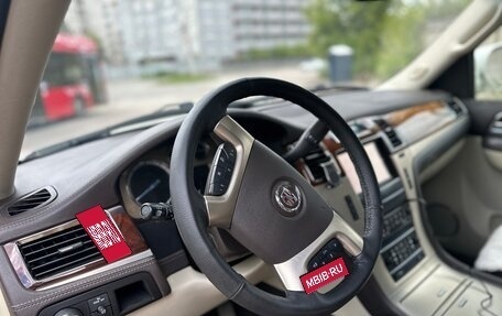 Cadillac Escalade III, 2012 год, 2 100 000 рублей, 9 фотография