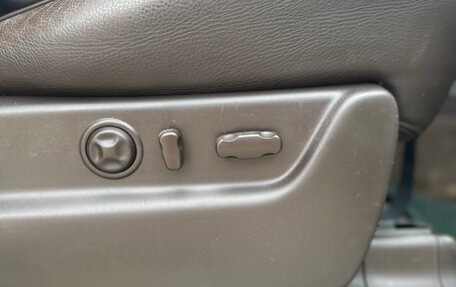 Cadillac Escalade III, 2012 год, 2 100 000 рублей, 34 фотография