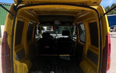 Renault Kangoo II рестайлинг, 2001 год, 450 000 рублей, 6 фотография