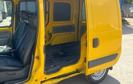 Renault Kangoo II рестайлинг, 2001 год, 450 000 рублей, 8 фотография