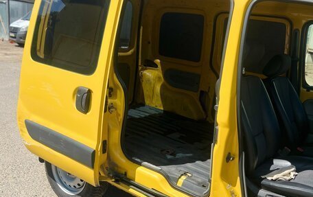 Renault Kangoo II рестайлинг, 2001 год, 450 000 рублей, 12 фотография