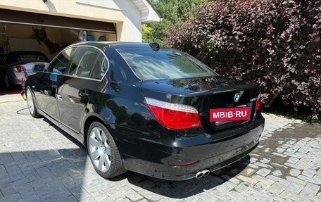 BMW 5 серия, 2008 год, 1 650 000 рублей, 3 фотография