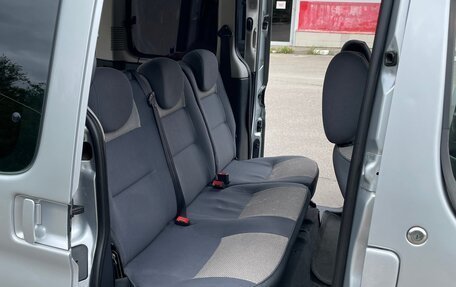 Citroen Berlingo II рестайлинг, 2002 год, 380 000 рублей, 11 фотография