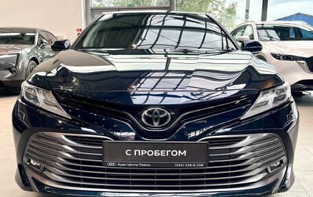 Toyota Camry, 2018 год, 2 700 000 рублей, 3 фотография