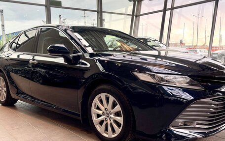 Toyota Camry, 2018 год, 2 700 000 рублей, 5 фотография