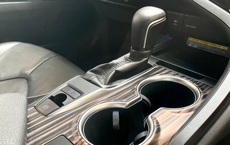 Toyota Camry, 2018 год, 2 700 000 рублей, 19 фотография