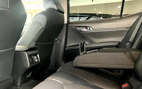 Toyota Camry, 2018 год, 2 700 000 рублей, 24 фотография