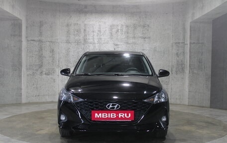 Hyundai Solaris II рестайлинг, 2021 год, 1 400 000 рублей, 2 фотография
