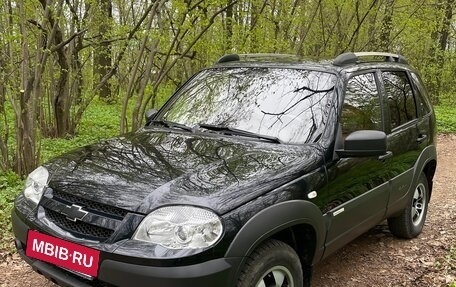 Chevrolet Niva I рестайлинг, 2013 год, 655 000 рублей, 5 фотография
