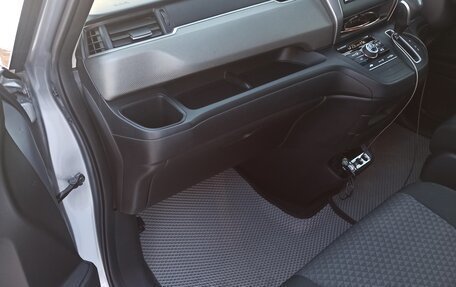 Honda Freed II, 2016 год, 1 300 000 рублей, 16 фотография