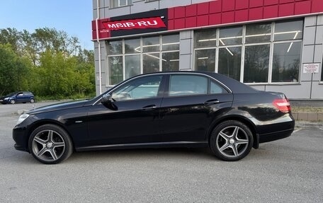 Mercedes-Benz E-Класс, 2010 год, 1 390 000 рублей, 7 фотография