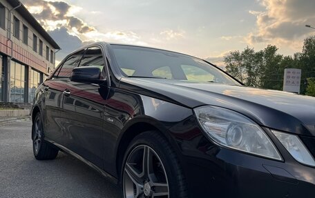 Mercedes-Benz E-Класс, 2010 год, 1 390 000 рублей, 15 фотография