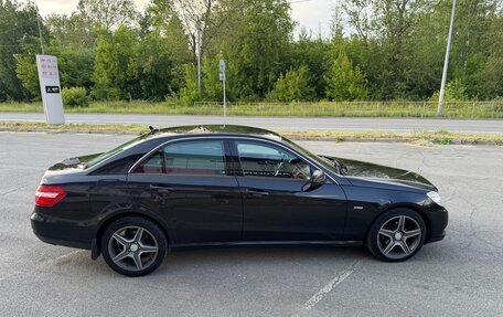 Mercedes-Benz E-Класс, 2010 год, 1 390 000 рублей, 14 фотография