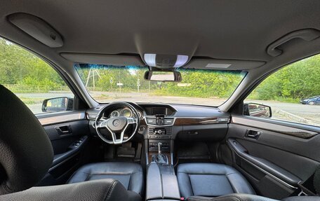 Mercedes-Benz E-Класс, 2010 год, 1 390 000 рублей, 31 фотография