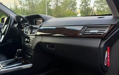Mercedes-Benz E-Класс, 2010 год, 1 390 000 рублей, 35 фотография