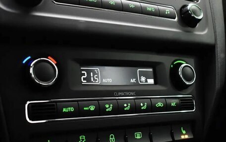 Skoda Rapid I, 2015 год, 839 000 рублей, 8 фотография