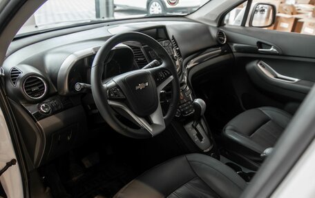Chevrolet Orlando I, 2013 год, 1 095 000 рублей, 13 фотография