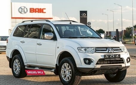 Mitsubishi Pajero Sport II рестайлинг, 2013 год, 1 495 000 рублей, 3 фотография