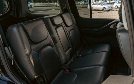 Nissan Pathfinder, 2010 год, 1 355 000 рублей, 26 фотография