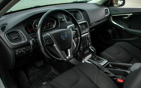 Volvo V40 Cross Country I, 2013 год, 1 155 000 рублей, 13 фотография