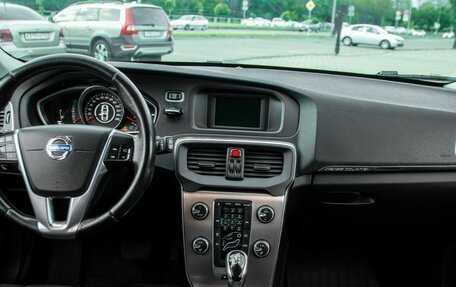 Volvo V40 Cross Country I, 2013 год, 1 155 000 рублей, 18 фотография