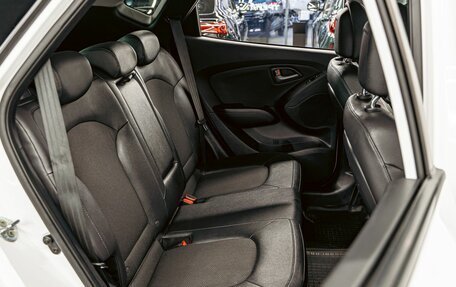 Hyundai ix35 I рестайлинг, 2015 год, 1 255 000 рублей, 23 фотография