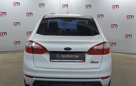 Ford Fiesta, 2015 год, 849 000 рублей, 5 фотография