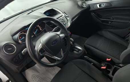 Ford Fiesta, 2015 год, 849 000 рублей, 10 фотография
