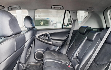 Toyota RAV4, 2006 год, 1 050 000 рублей, 12 фотография