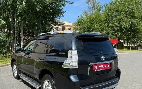 Toyota Land Cruiser Prado 150 рестайлинг 2, 2011 год, 2 590 000 рублей, 5 фотография