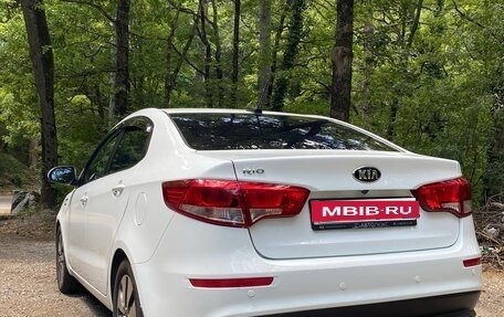 KIA Rio III рестайлинг, 2017 год, 1 000 000 рублей, 2 фотография