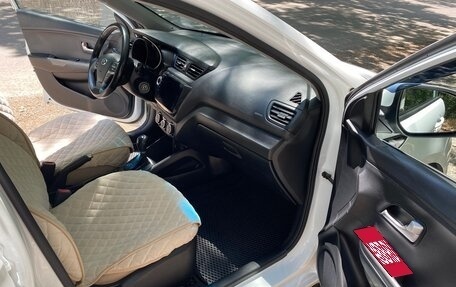 KIA Rio III рестайлинг, 2017 год, 1 000 000 рублей, 37 фотография