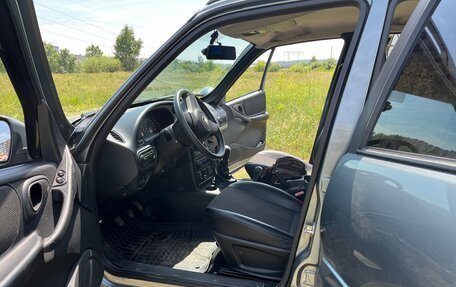 Chevrolet Niva I рестайлинг, 2015 год, 750 000 рублей, 3 фотография